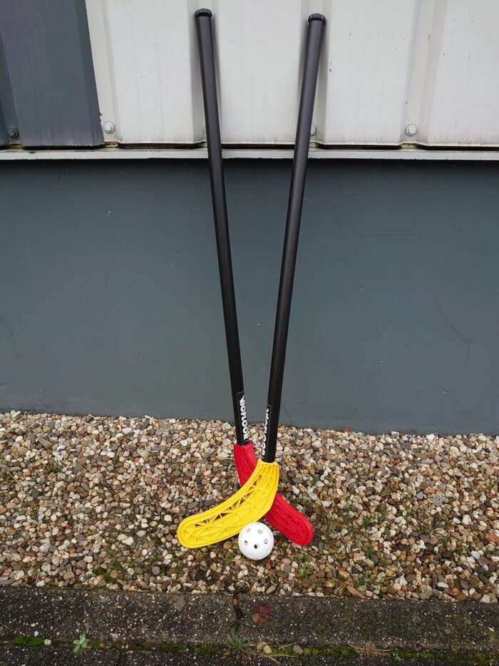 Vicfloor Uni hockey / floorball set - gele en rode stick (1meter) en 2 ballen