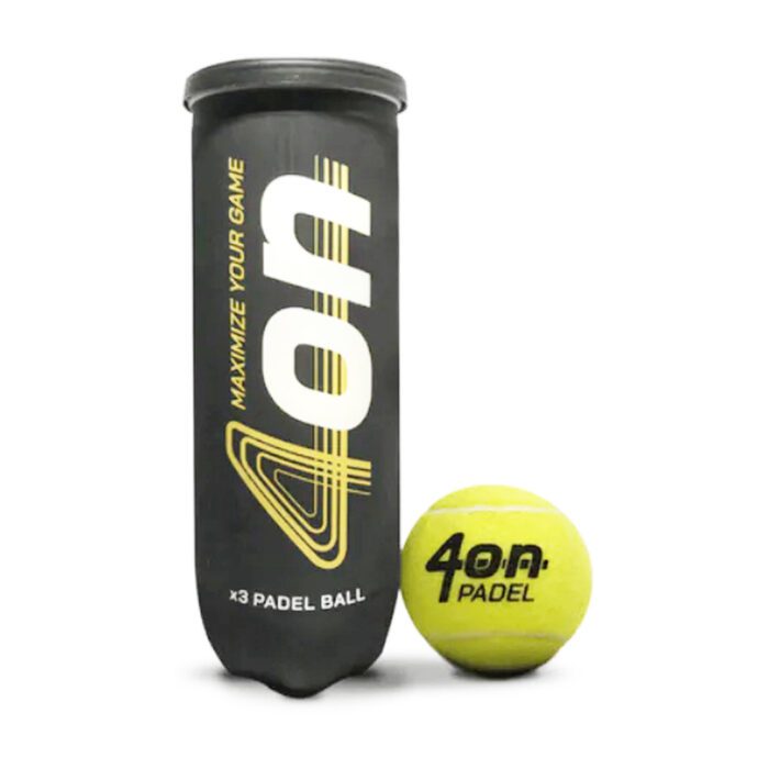 4on 'maximize your game' premium PRO T1 padelballen - blik van drie